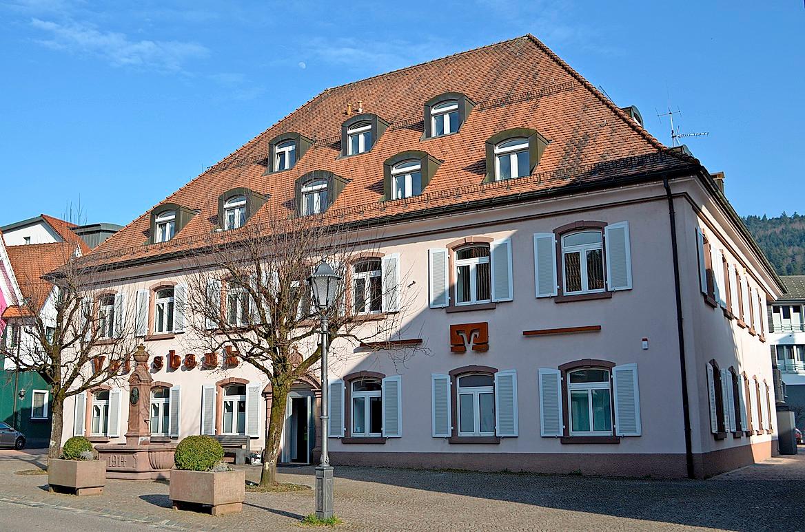 Volksbank Breisgau Nord eröffnet umgebautes Beratungscenter Elzach -2