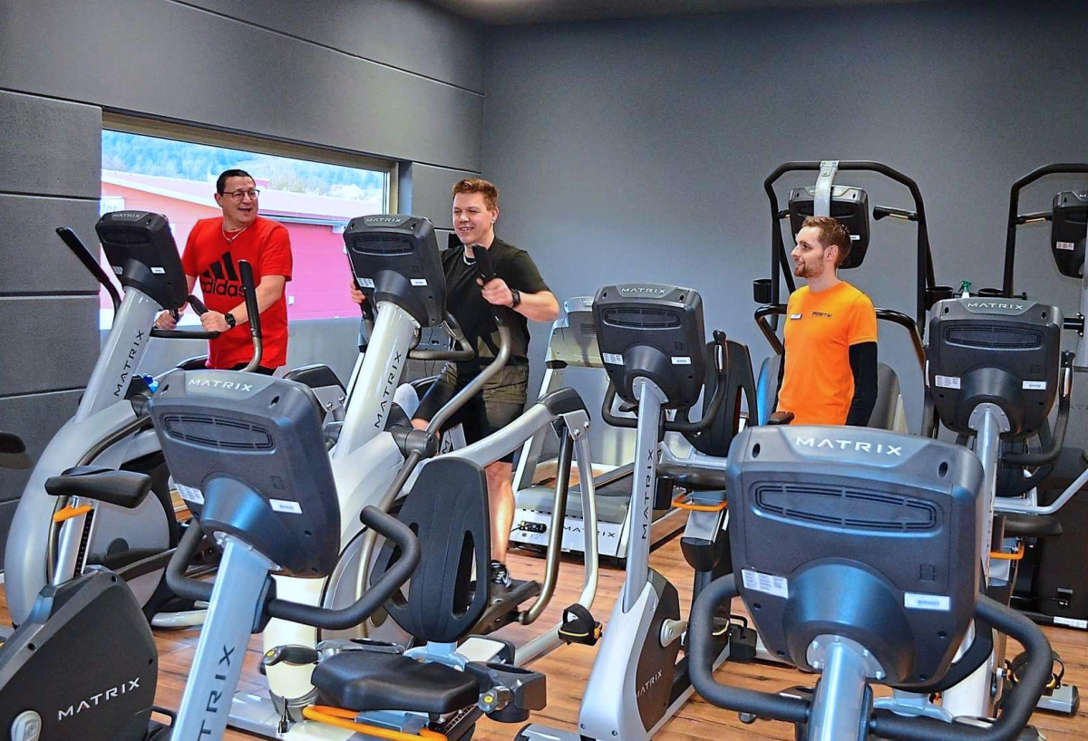 Bei Positiv Fitness in Dietfurt können passionierte Freizeitsportler wie gesundheitsbewusste Kunden an mehr als 40 Stationen trainieren. Auch Fitness-Drinks hat das Studio im Angebot.