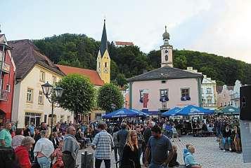 In Riedenburg wird gerne gefeiert: zum Beispiel bei einem Bierfest.