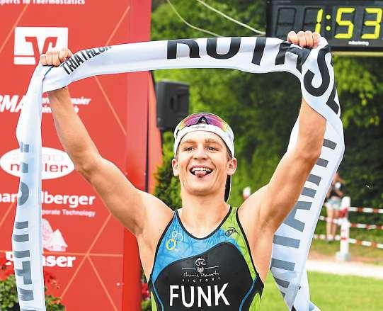 Längst ein Star der Triathlon-Szene ist Frederic Funk, dessen Stern beim Rothsee-Triathlon 2017 aufgegangen ist. Als jüngster Sieger stellte das Ausnahmetalent aus dem Chiemgau gleich einen neuen Streckenrekord auf, den Funk 2018 noch verbesserte auf jetzt 1:53:04 Stunden. Fotos: Münch