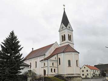 Die Kirche St. Georg wurde am 8. Mai 1897 geweiht. Foto: Vogl