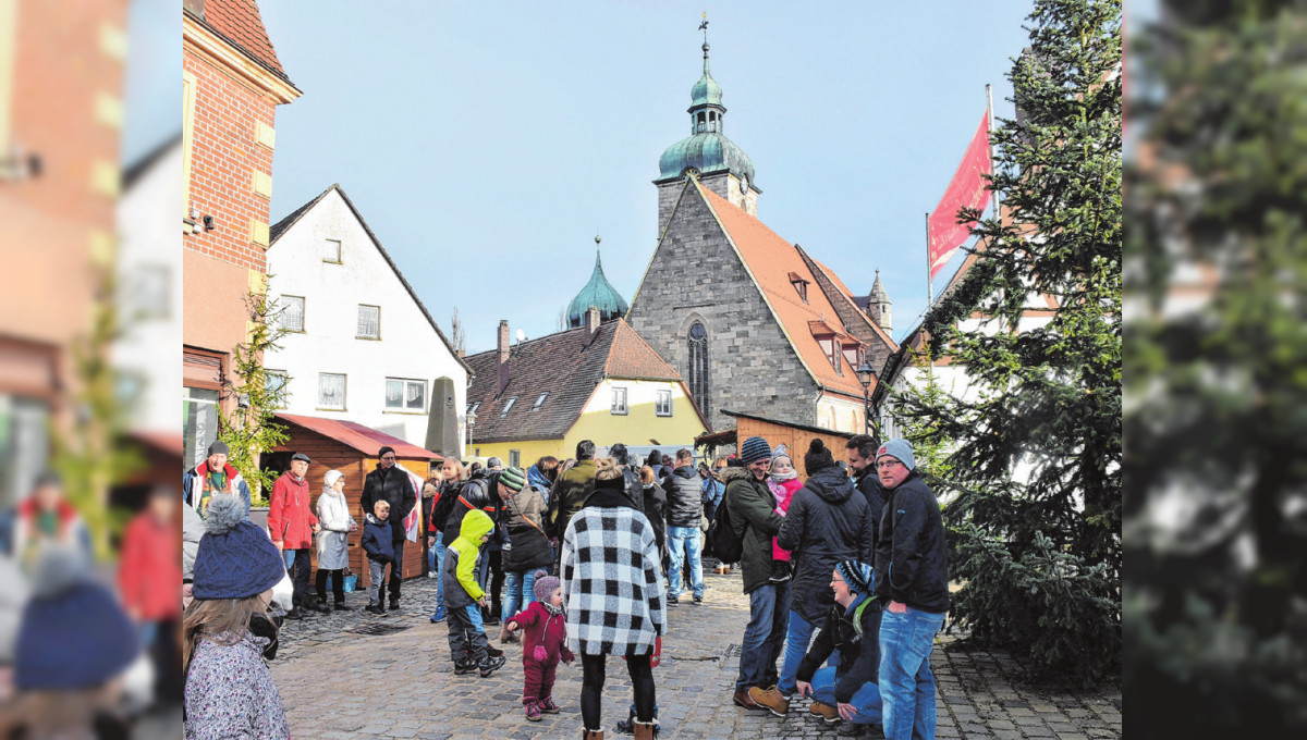 Adventsmarkt in Markt Erlbach wird mit Christkind und Posaunenchor am 11. Dezember eröffnet