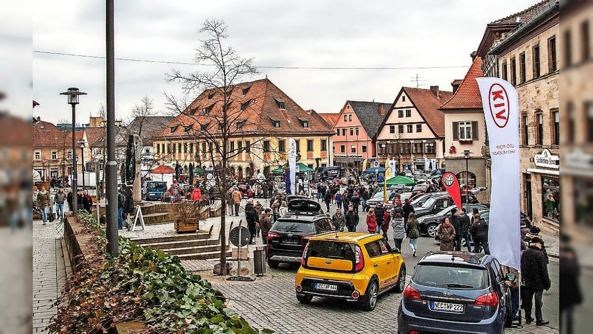 Verkaufsoffener Sonntag auch im Einkaufszentrum Citycenter Life und Automarkt in Lichtenfels