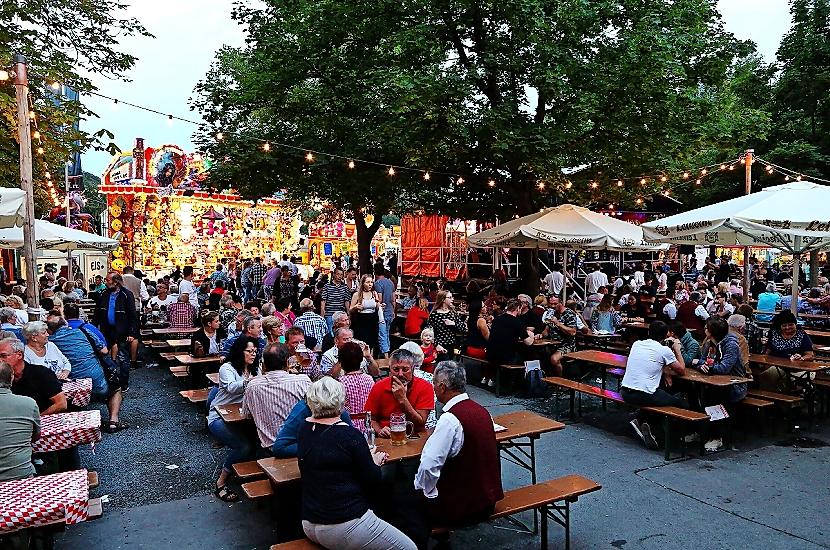 Im Herzen immer Schausteller: Rudi Krug auf dem Lichtenfelser Schützenfest 2022-3
