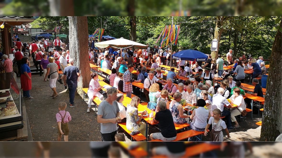 Heimatfest am kühlen Friesenbach