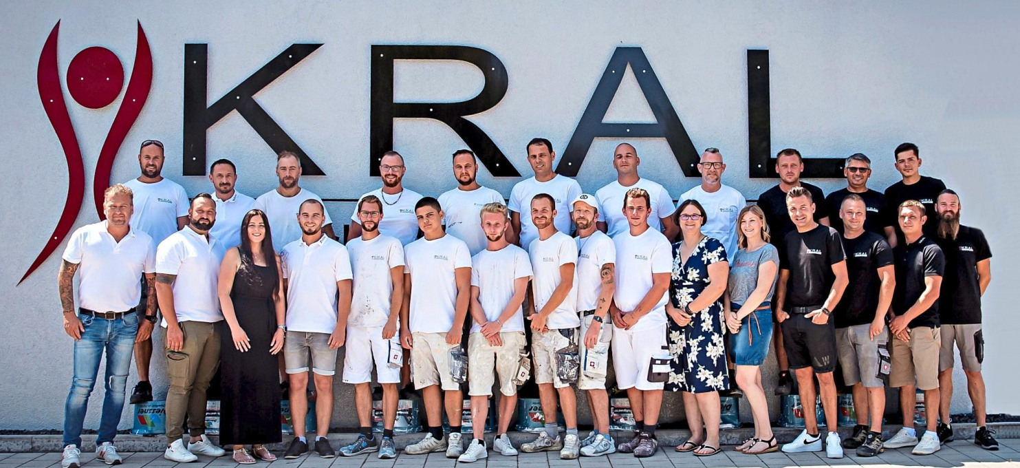 Das Team der Kral Malerbetrieb-Gerüstbau GmbH – ein Garant in punkto Leistung, Qualität und Innovation. Fotos: Kral