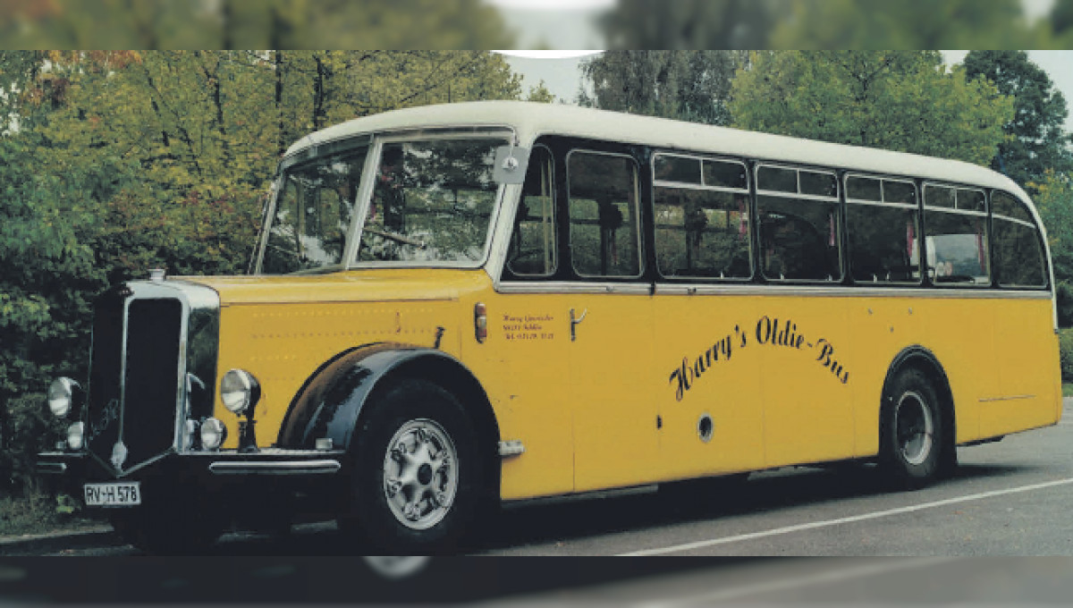 Harry’s Oldie Bus in Ostrach unterwegs: Oldtimer Shuttlebus