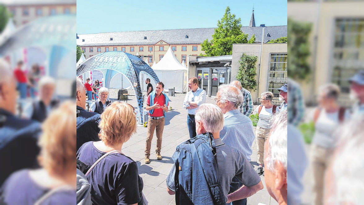 Offene Uni am Schlossplatz in Siegen: Ein bunter Mix aus spannender Wissenschaft, Beratung zum Studium und guter Unterhaltung
