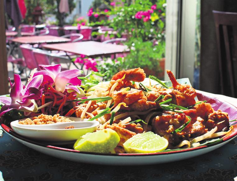 Thailändische Spezialitäten und starker Service beim Degerlocher Lilavadee Thai Restaurant-2
