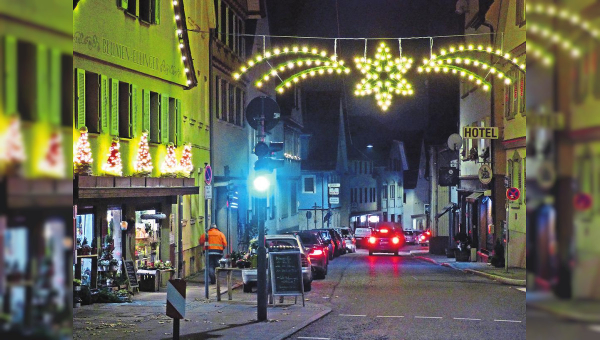 Vorbereitungen für den Untertürkheimer Weihnachtsmarkt 2022 laufen