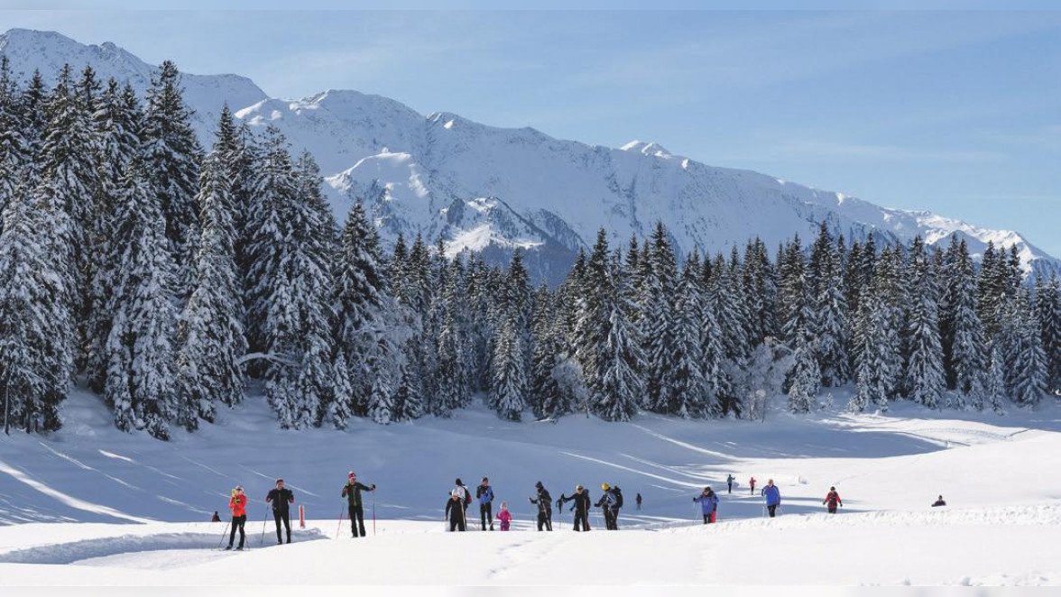 Die Winterwelt beginnt direkt vor dem Hotel