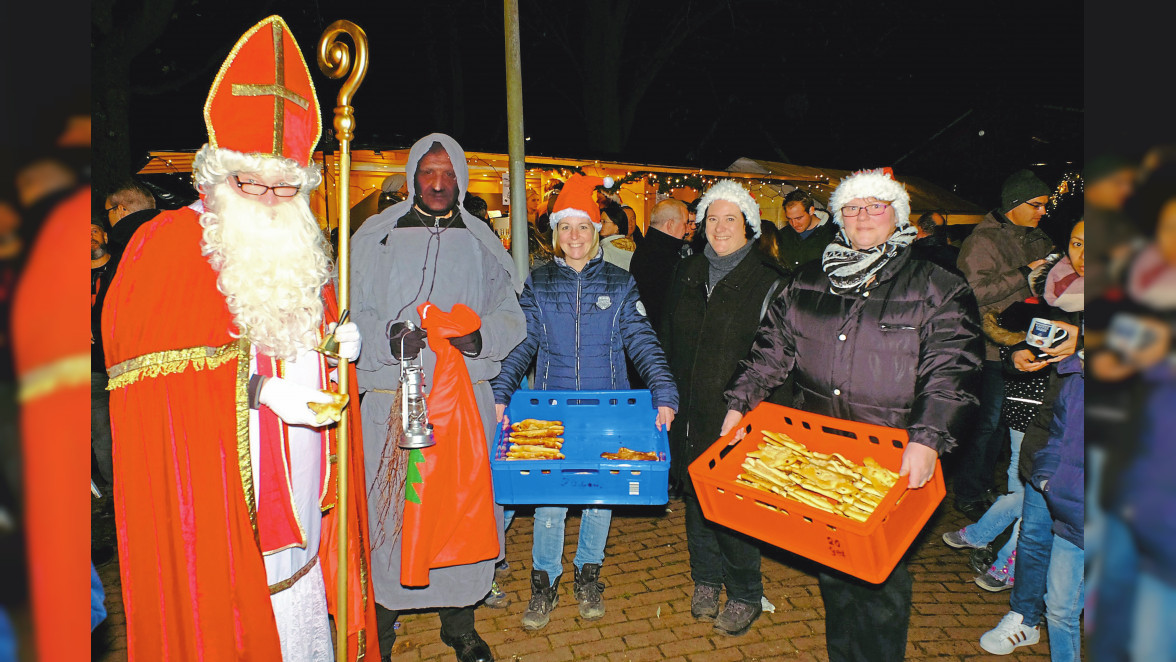Mehr Stände als früher beim Ottmarsbocholter Weihnachtsmarkt 2022
