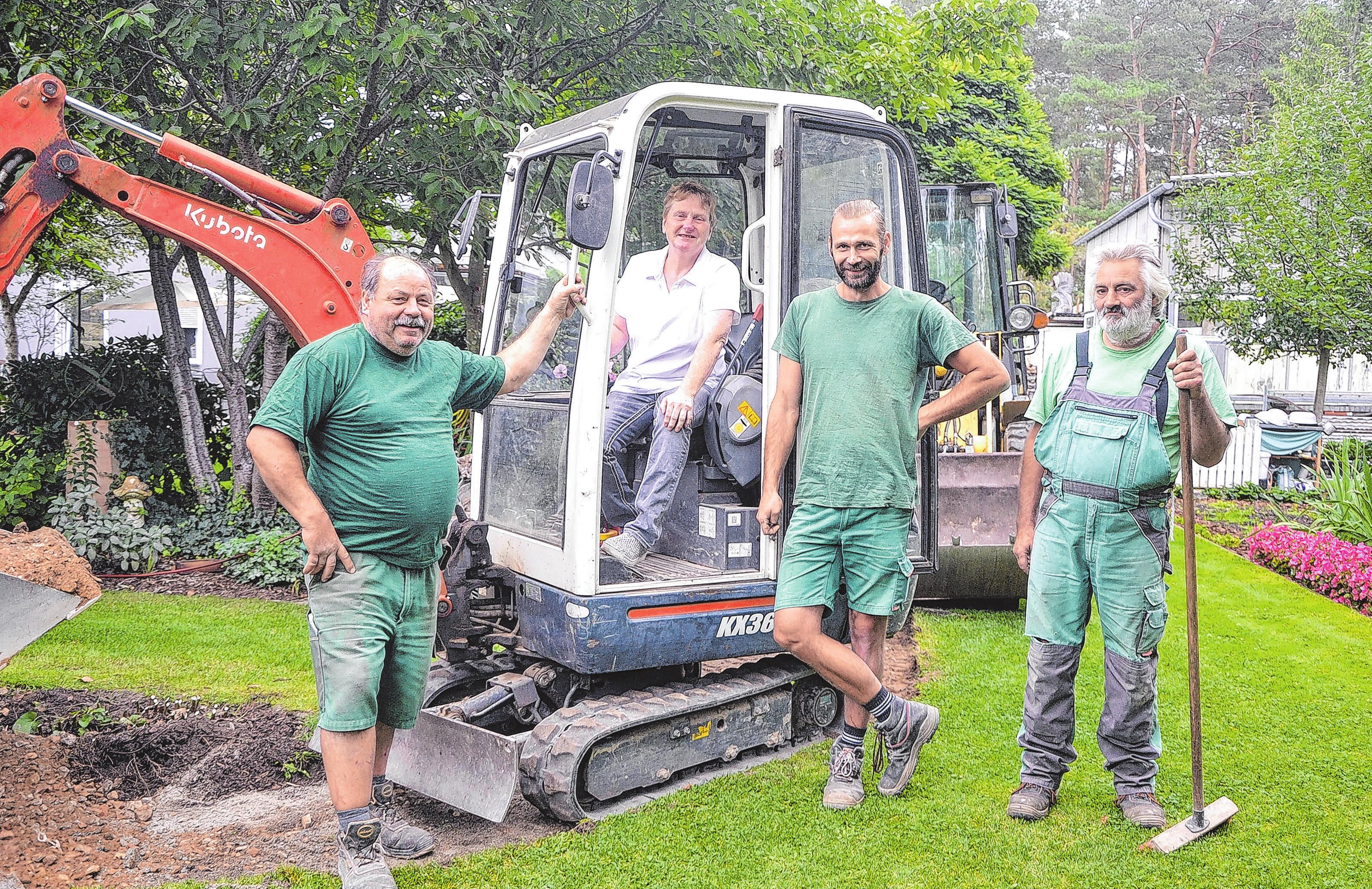 Grünes Leben rund um den Kirchturm-2