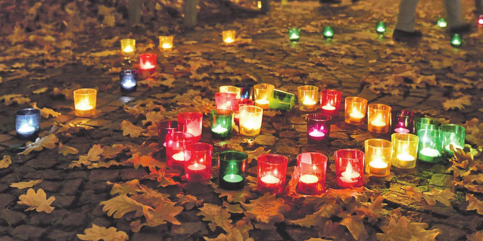 Auch ohne Weihnachtsmarkt: Lichterglanz und Kerzenschein in Vorsfelde-2