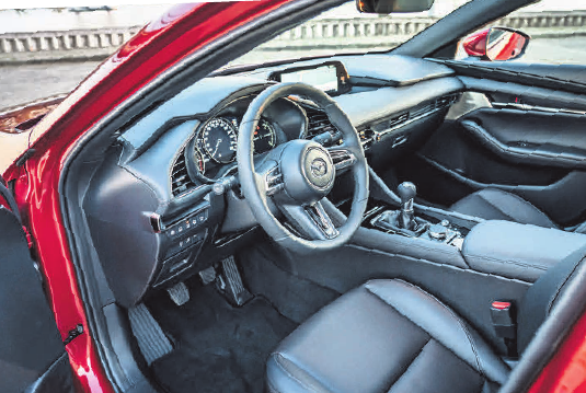 Das AutoZentrum Uetze stellt den neuen Mazda3 vor-2