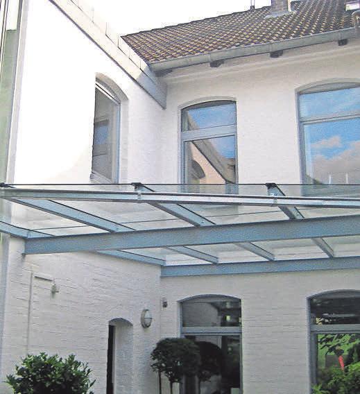 Mit einem Vordach von Kaletta aus Burgdorf sind Hausbesitzer gegen jeden Sturm gefeit-2