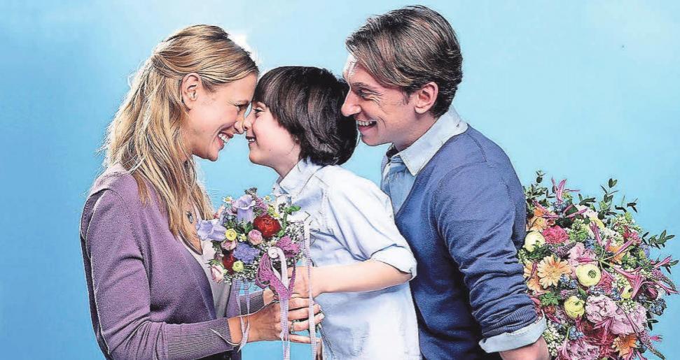 Blumen zum Muttertag Strauß, Gesteck oder Balkonpflanzen