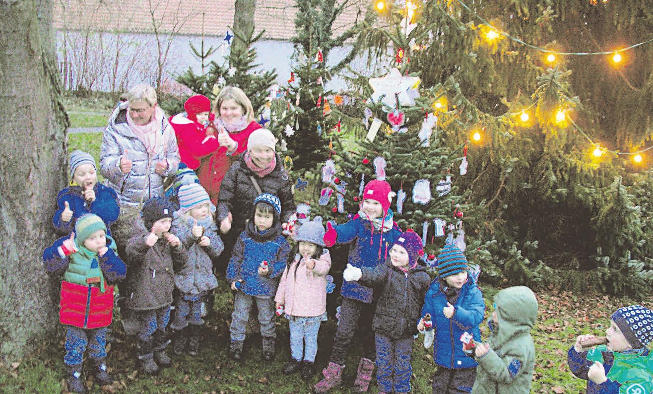 GKK prämiert wieder Weihnachtsbäume am Klönschnack in Kirchrode-2