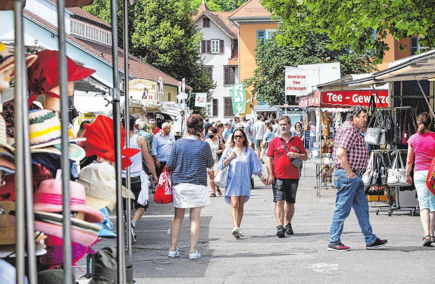 Marktmeisterin Bettina Ilg: Maskenpflicht auf dem Krämermarkt in  Schwäbisch Hall-3