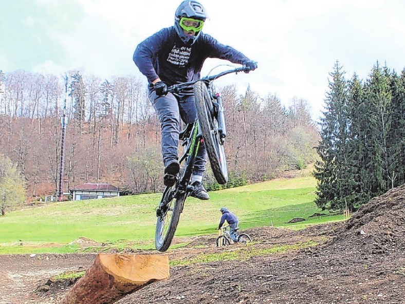 Bikepark Downhill: Heute ist Eröffnung am Delisberg in Burladingen-2