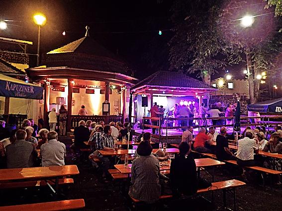 Heimatfest am kühlen Friesenbach mit dem Musikduo WIRsindWIR - Gitti und Frank  -3