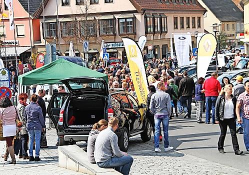 Verkaufsoffener Sonntag auch im Einkaufszentrum Citycenter Life und Automarkt in Lichtenfels-2