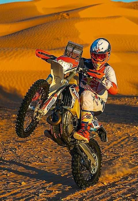 Zillertaler Motorradfahrer Tobi Ebster: Profi-Rallye-Crosser, Pizza-Austräger und ein Traum - Rallye Dakar gewinnen-4