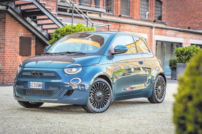 Fiat startet in die emissionsfreie Mobilität – Neuer Fiat 500e beim Händler-3