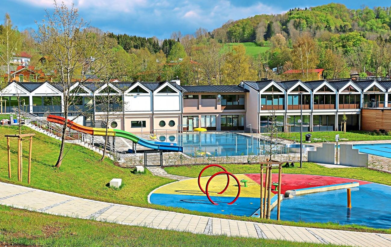 13. - 15. Mai wird das Freibad Perlesreut als erstes Inklusionsbad in Niederbayern eröffnet-5