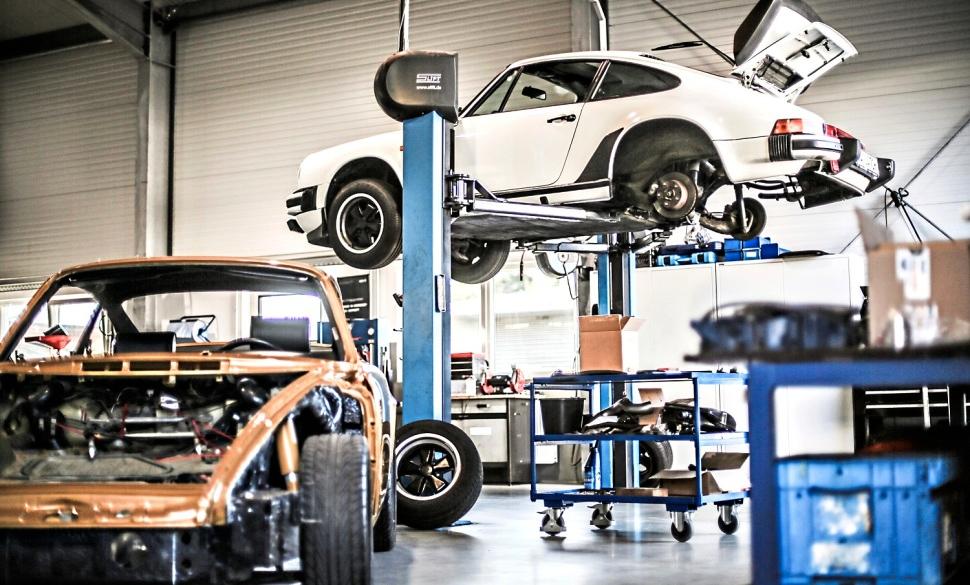 Autowerkstatt Strassinger: Oldtimer-Service ist Vertrauenssache-6