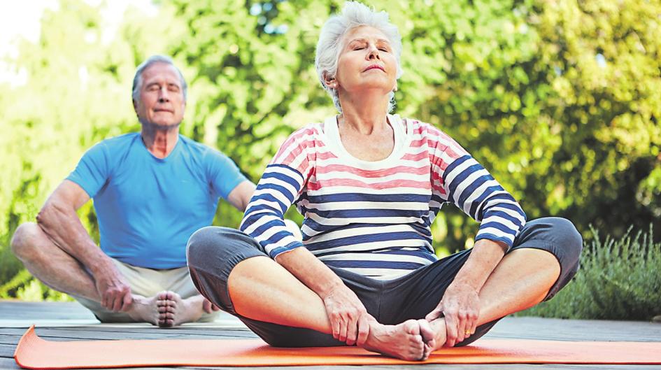 Wie Yoga und Co. auch Senioren bewegen-2