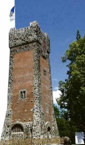 Ein Turm für Sport und Geschichte-3