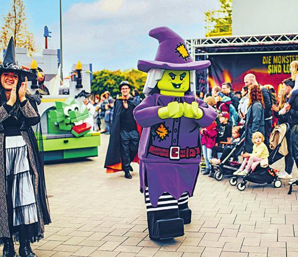 Monster-Party im LEGOLAND® Deutschland: Halloweenpartys & Feuerwerkshow im Günzburger Freizeitpark-3