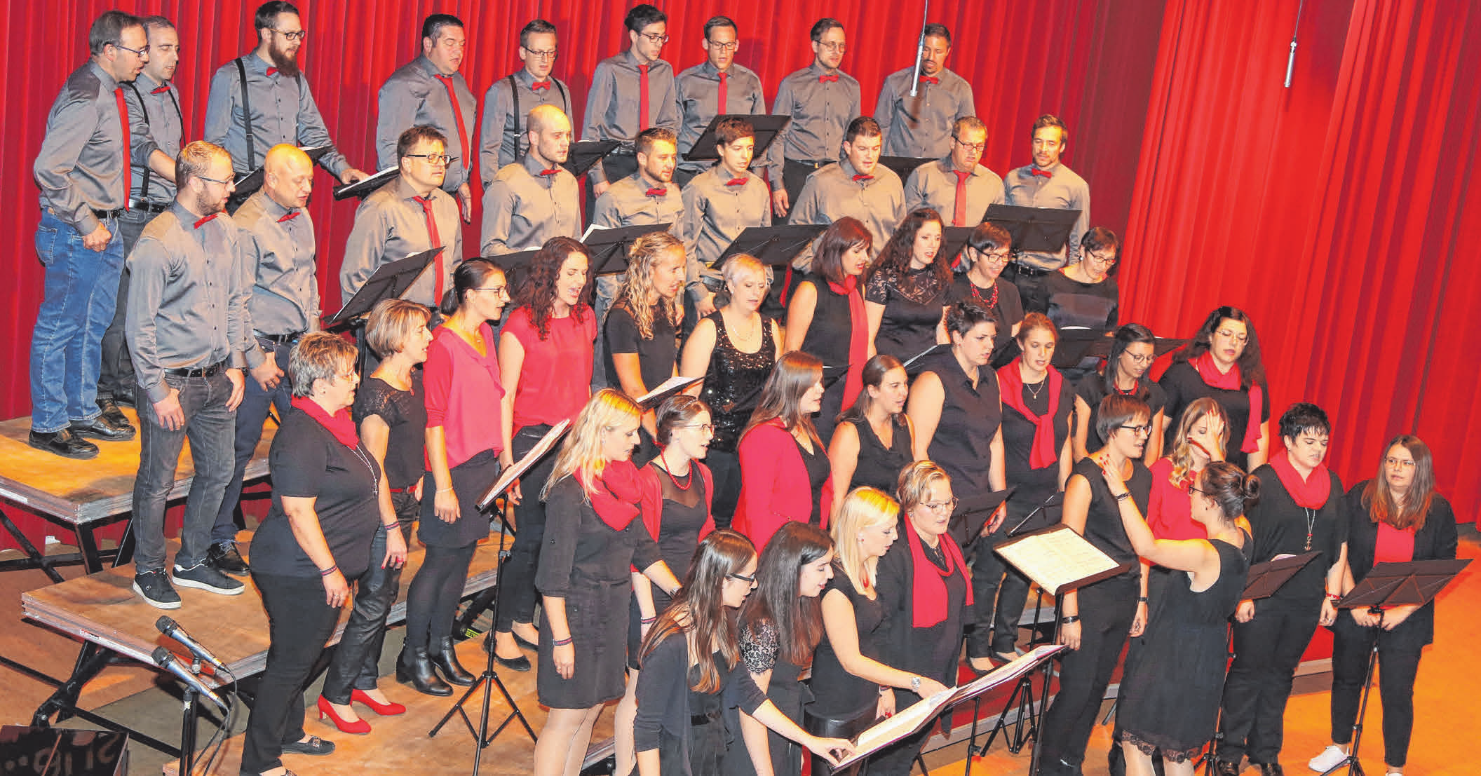 Chor Fatal feiert mit erstklassigen Chören das bekannte Chorfestival in Neufra