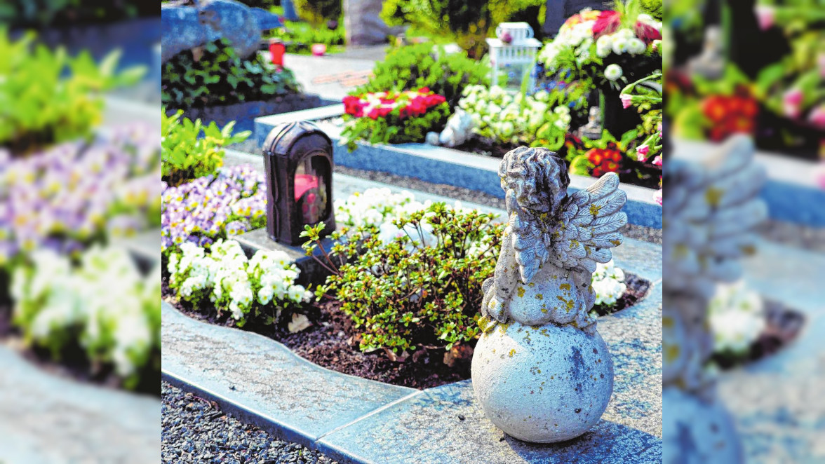 Das Grab gilt für viele als ein Gedenkort an den Verstorbenen. BILD: PIXABAY.COM/BUNDESVERBAND DEUTSCHER BESTATTER/AKZ-O