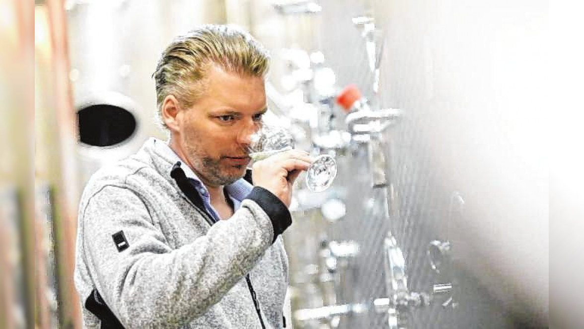 Thomas Gries achtet mehr auf die Qualität der Weine als auf die Quantität. Bild: Weinkellerei Gries