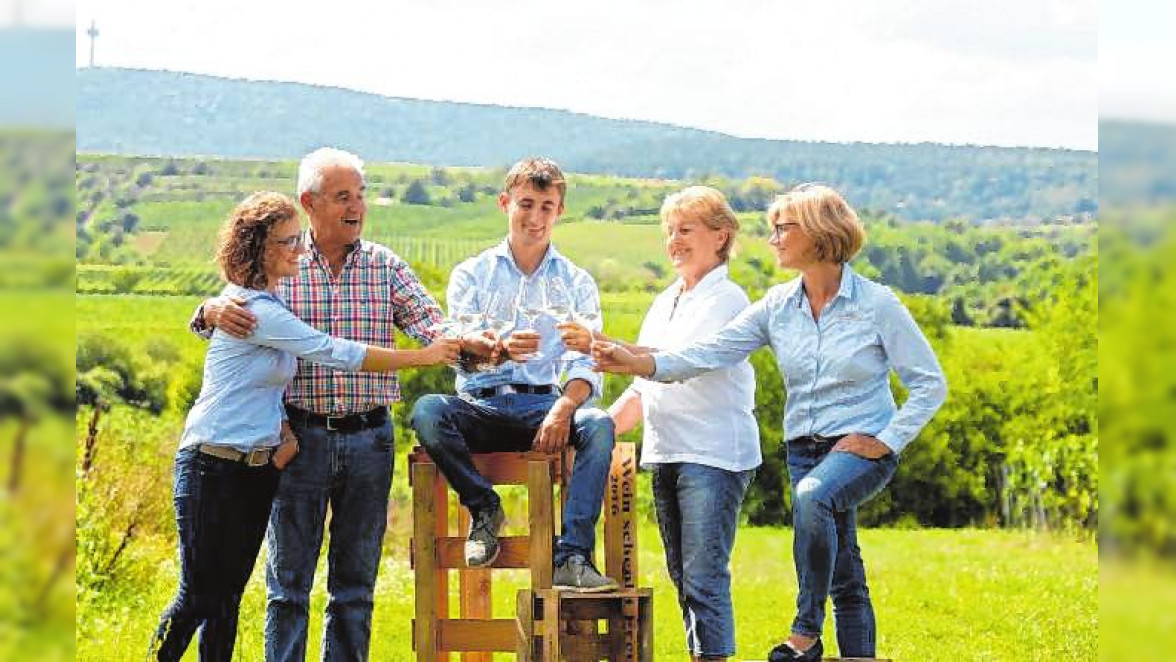 In der modernen Vinothek des Weinguts Schröder-Weisenborn können Kunden die Tropfen verkosten. Bild: Schröder-Weisenborn