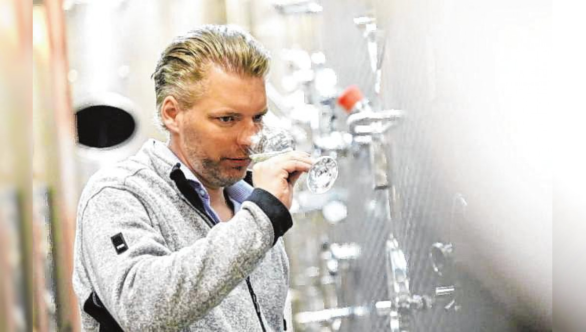 Weinprobe in der Weinkellerei Gries in Rhodt: Wein ist Lebensfreude