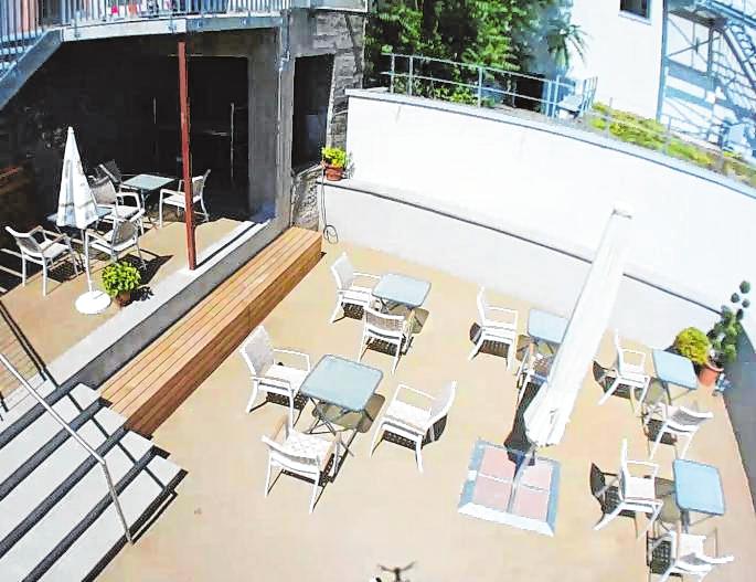 Die Terrasse des Modernen Theaters wird im Sommer gerne für Veranstaltungen genutzt. BILD: MODERNES THEATER WEINHEIM
