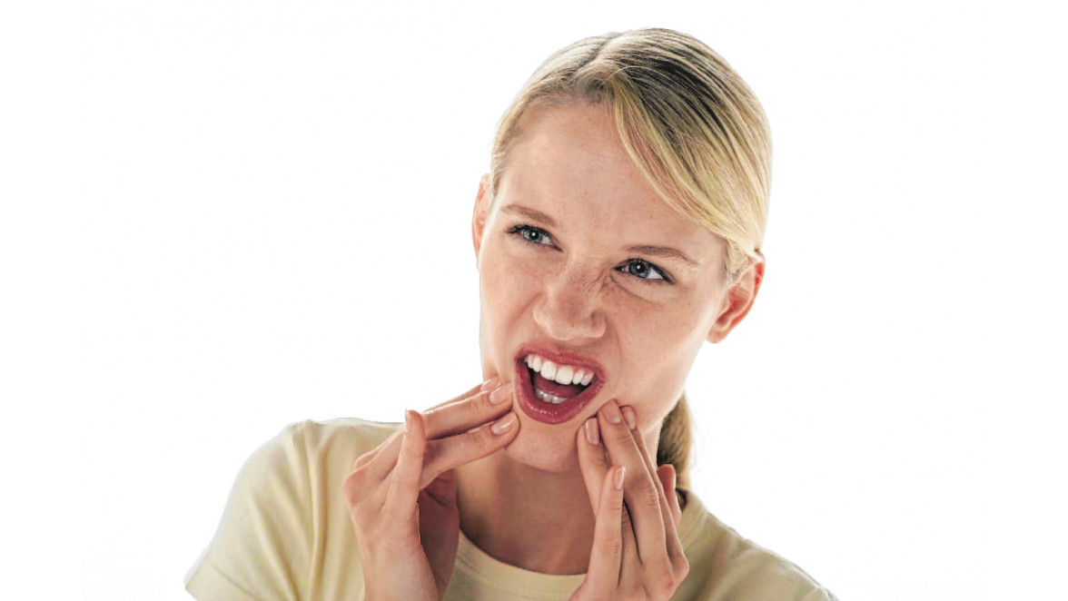 Karies ist der häufigste Grund für Zahnschmerzen, dennoch diese auch viele andere Ursachen haben. Bild: proDente e.V./ Johann Peter Kierzkowski