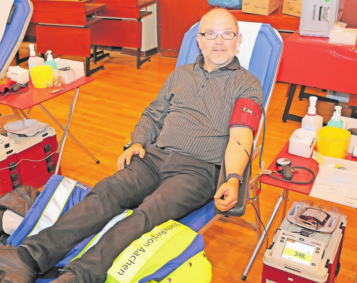 Beim Deutschen Roten Kreuz in der Städte-Region Aachen Blut spenden: Stolze 150 Blutspenden
