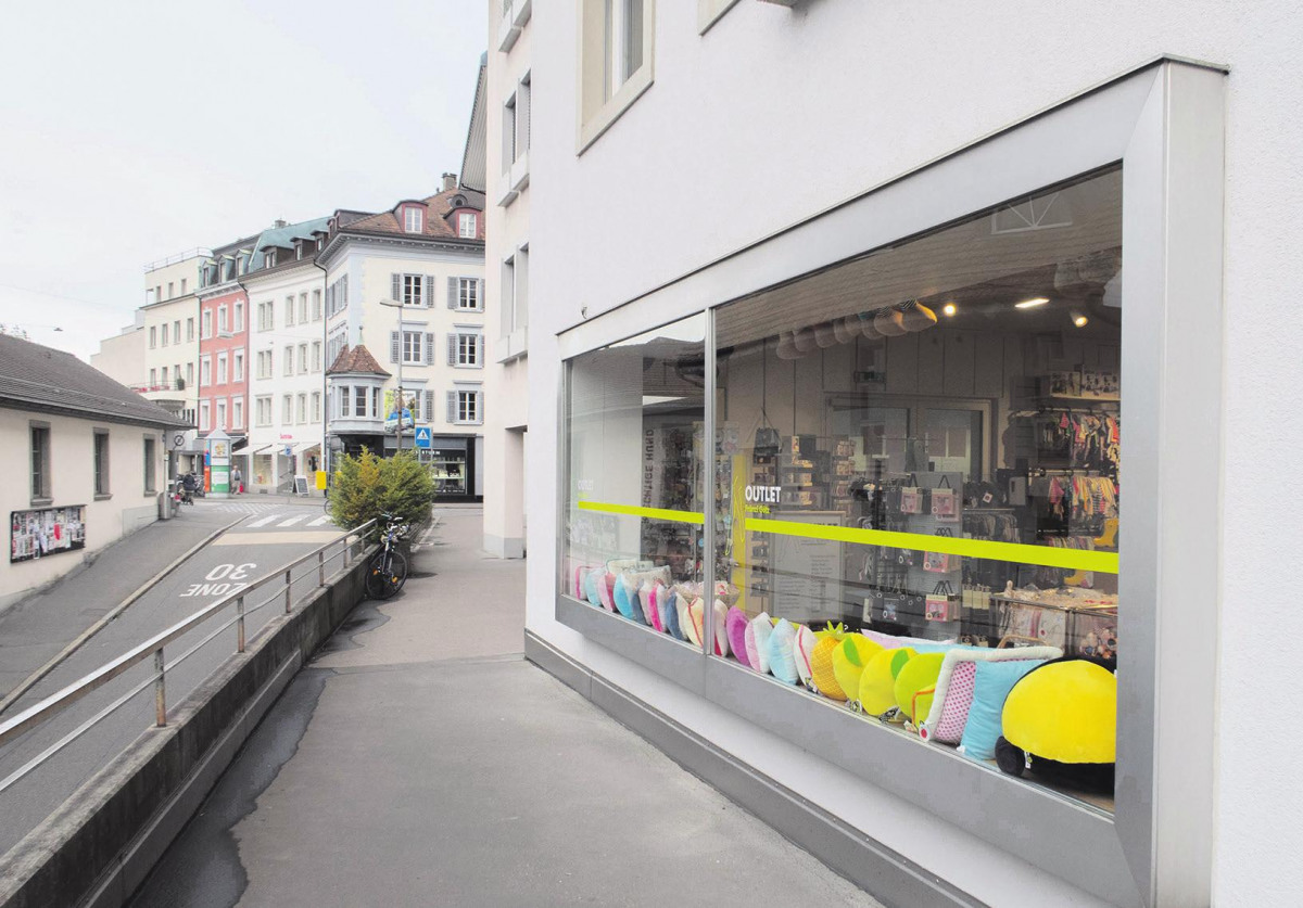 Neu mit Top-Angeboten im Outlet Store Fränzi Götz in Aarau