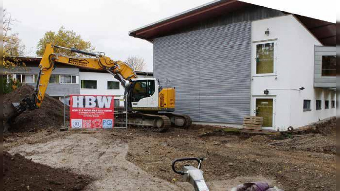 In diesem Jahr fiel auch der Startschuss für die Erweiterung des Kreis-Seniorenwohnheims Am Anger in Bad Wörishofen.Dort entstehen 21 neue Pflegeplätze. Foto: Landratsamt