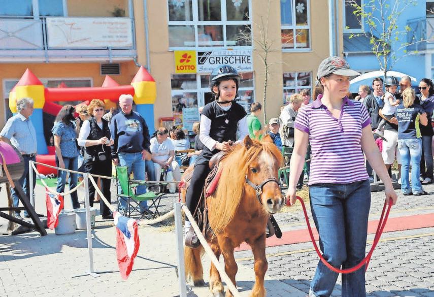 Bovenden lädt ein-4