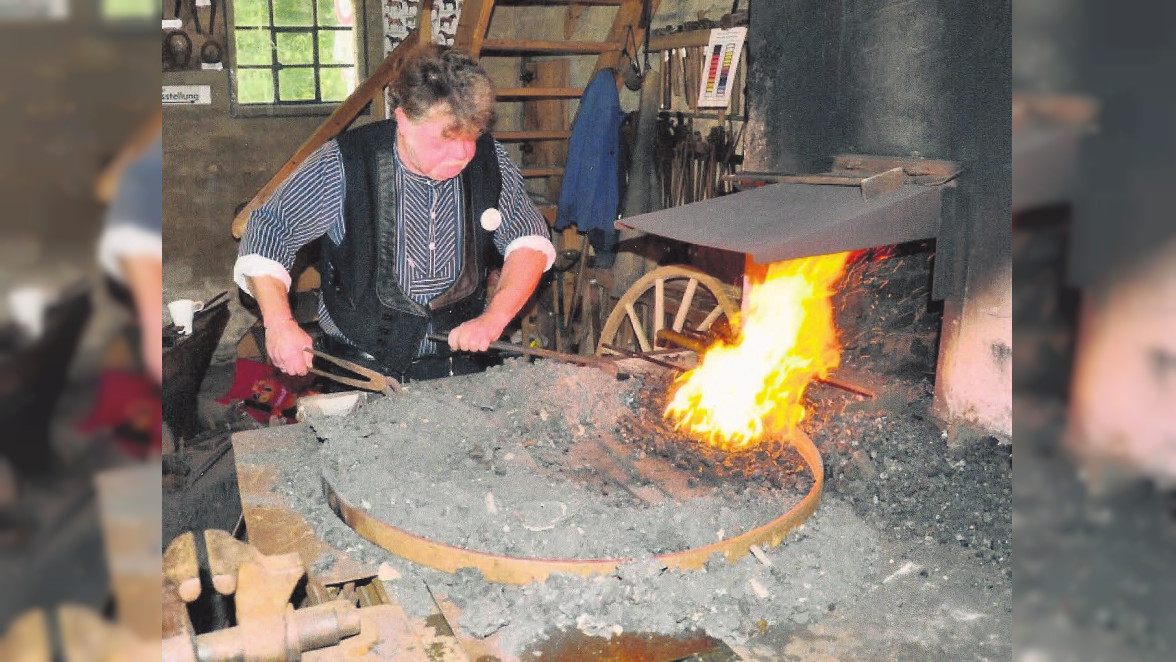 Hufschmiedemuseum Helstorf in Neustadt Wiedereröffnung Hannoversche