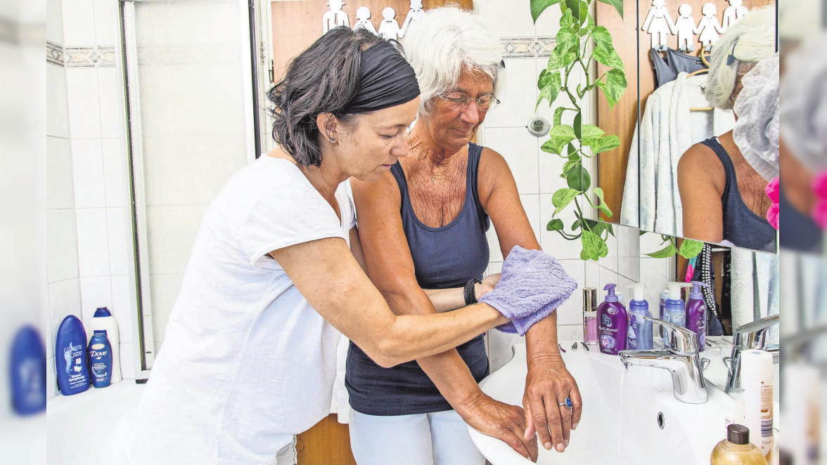 Senioren und Angehörige können zwischen Pflegemodellen wählen
