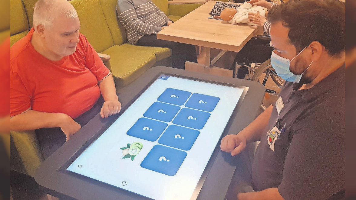 Ahltener Seniorenpflegeheim Im Wiesengrund nutzt mit dem Care Table modernste Technik