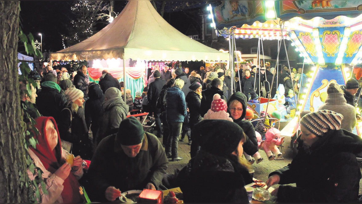 Großburgwedeler Weihnachtsmarkt 2022: Leckereien, Karussell, Puppenbühne und Musik - alles direkt vor der Haustür 