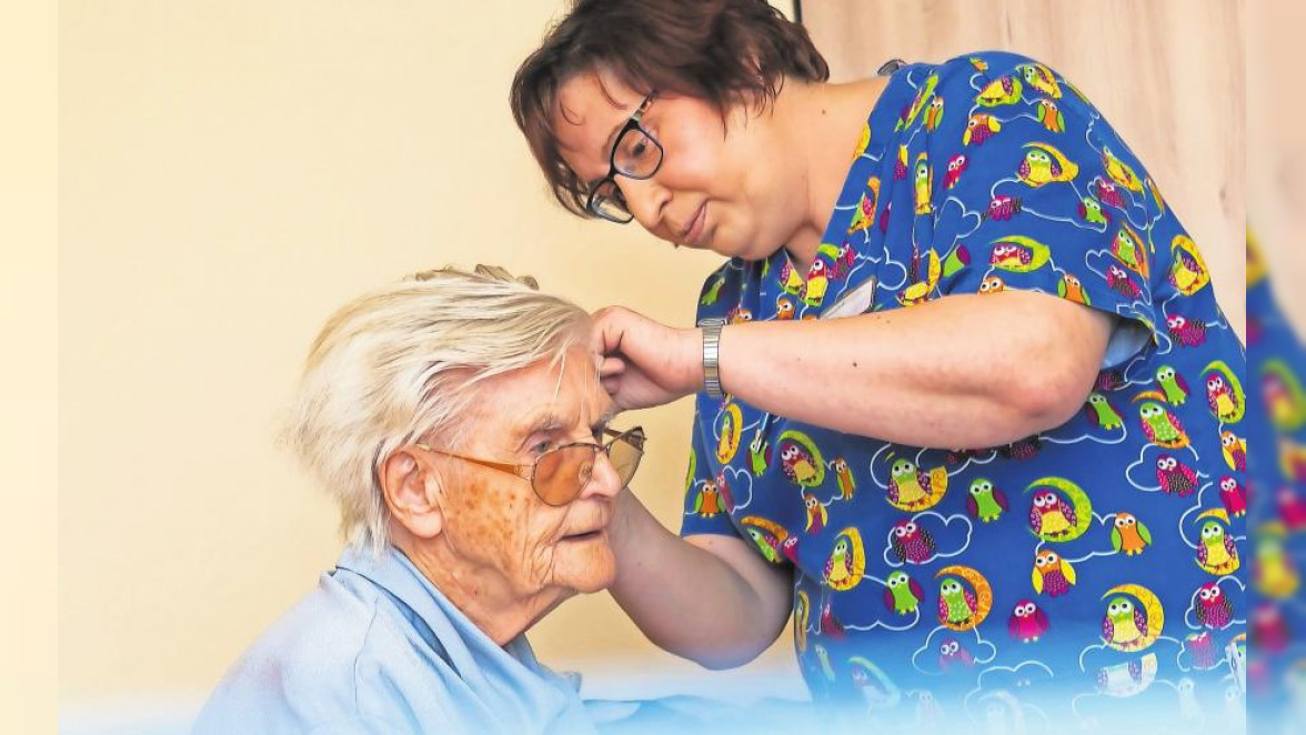 Mit 46 Jahren Ausbildung zur Pflegefachkraft bei der Diakonie Leipzig