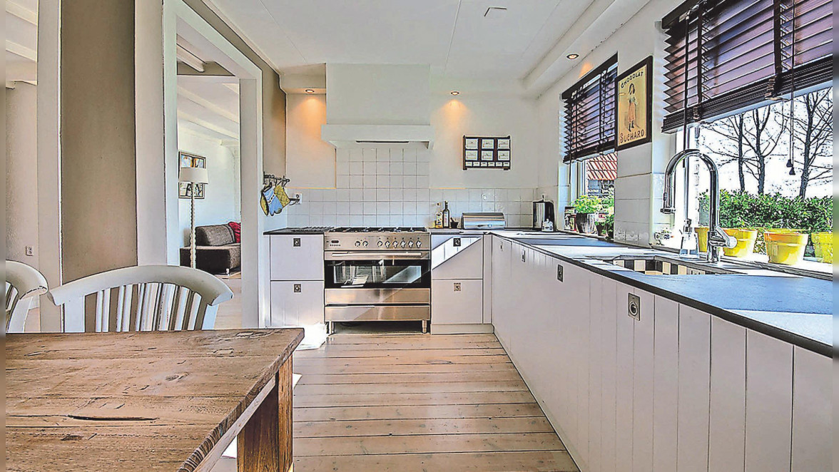 Mehr Stauraum in der Küche: Wie sich der Platz sinnvoll nutzen lässt